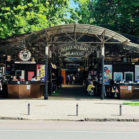 Квартира В Центре! Книжный Рынок! Odessa Eksteriør billede