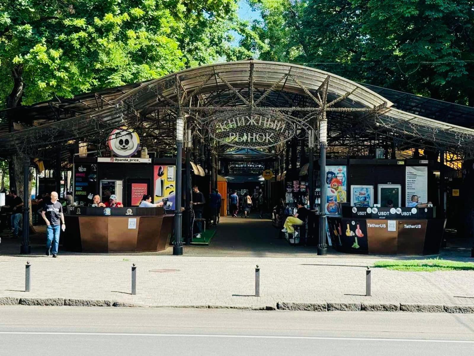Квартира В Центре! Книжный Рынок! Odessa Eksteriør billede